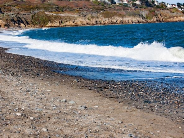 Irish students release ‘smart’ pebbles to track coastal erosion